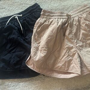 Varley Dual-Tone Athletic Shorts in Black and Tan
